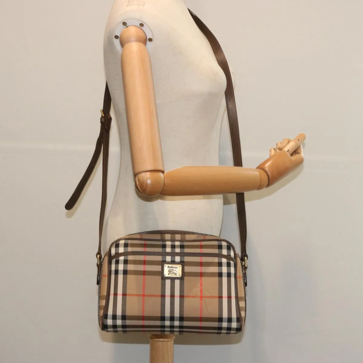 BURBERRYSs Nova Check Shoulder Bag Canvas Beige Auth yk10796