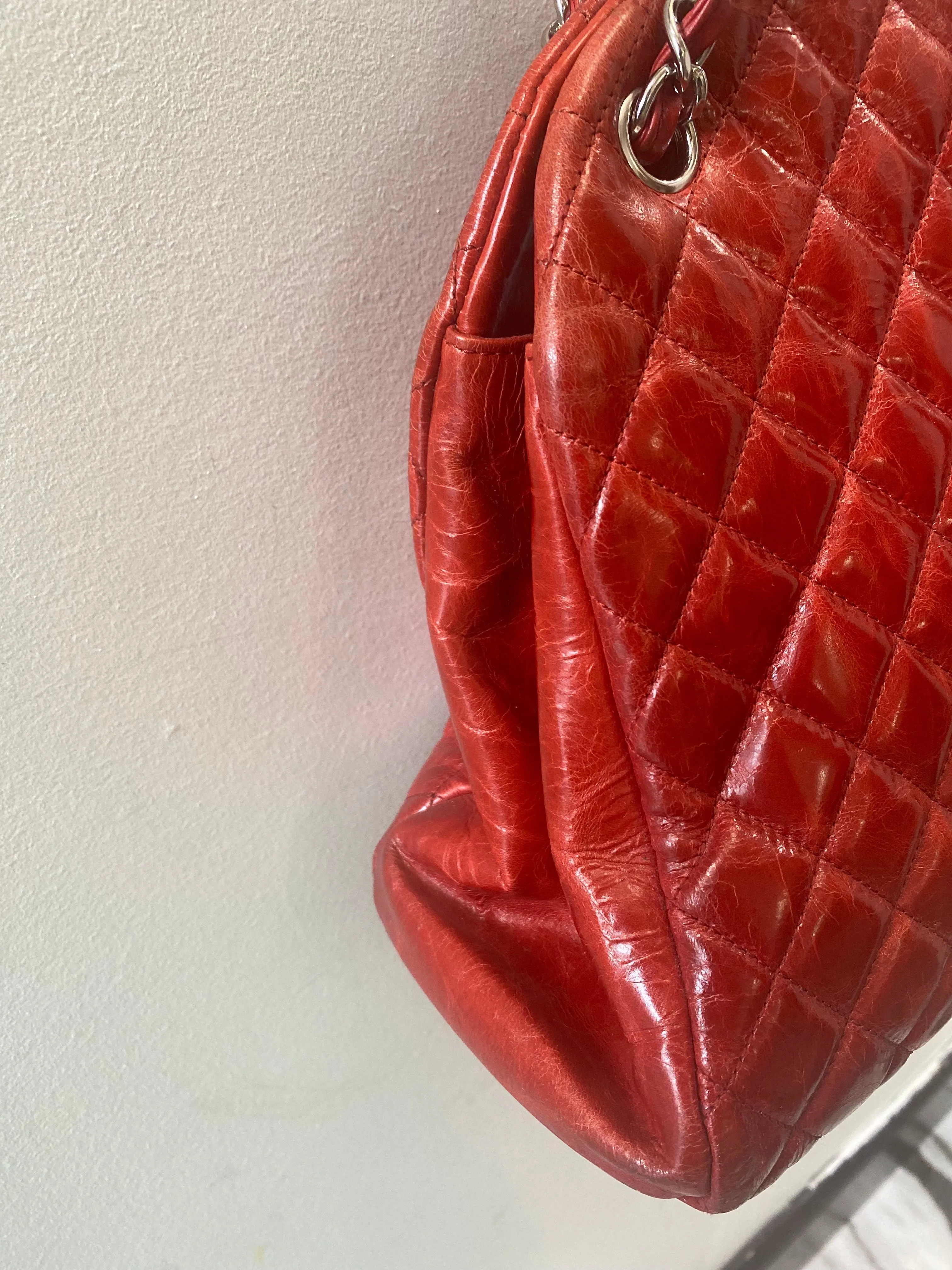 CHANEL CC LARGE QUILTED JUST MADEMOISELLE BOWLING BAG