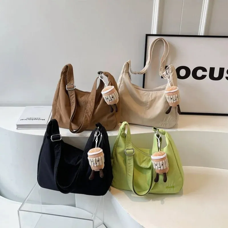 Uakiss Simply Designed Shoulder Bag Large Capacity Ins Style Versatile Crossbody Bag Casual Waterproof Commuter Bag